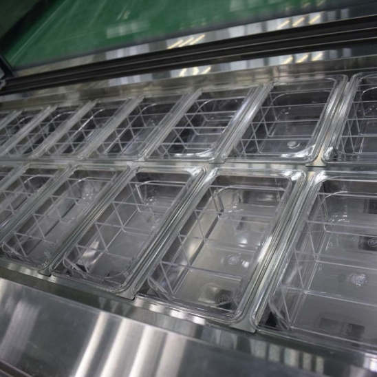 ทางแนวตั้งอุณหภูมิต่ำคนขาว stainless เหล็กกินไอศกรีมแสดงในตู้ให้หน่อย 