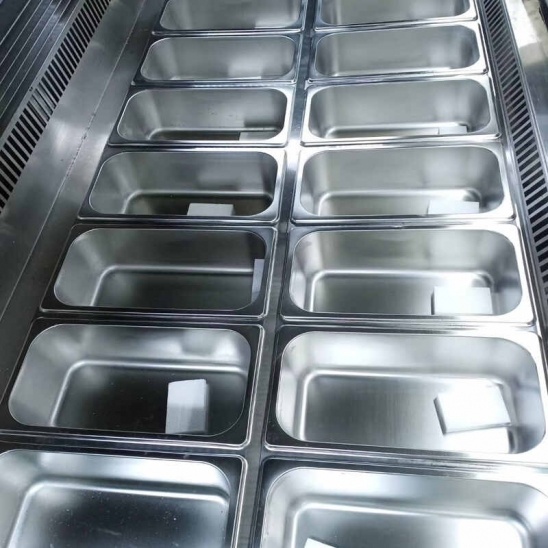 ปรับแต่งเองพลิกภาพหน้าปกผิวขาว stainless เหล็ก 24 ถาดไอศครีมกันรัฐมนตรี 